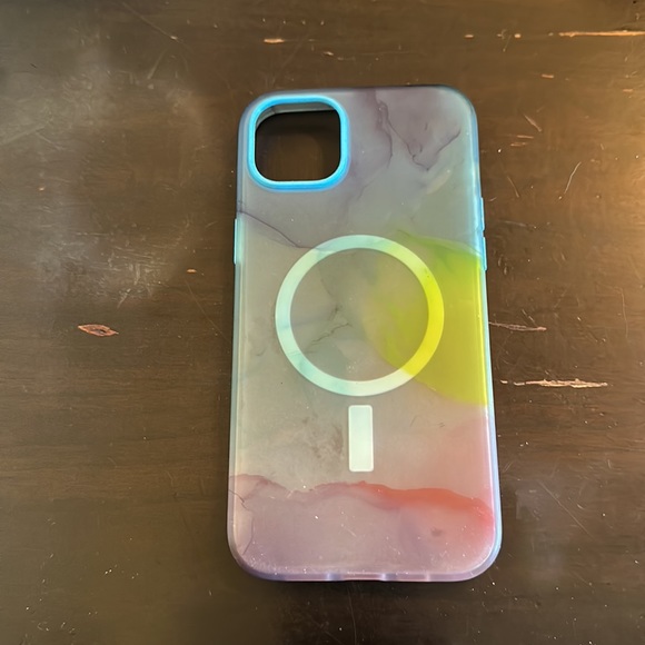 I phone 14 outer box plus - Picture 2 of 5